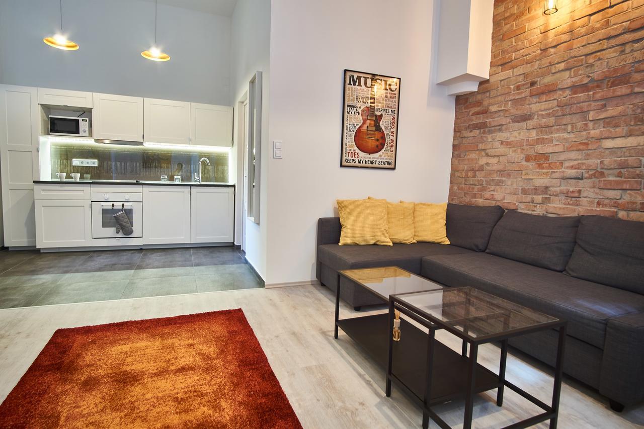 Design Apartment In The City Center With Ac Budapest Esterno foto