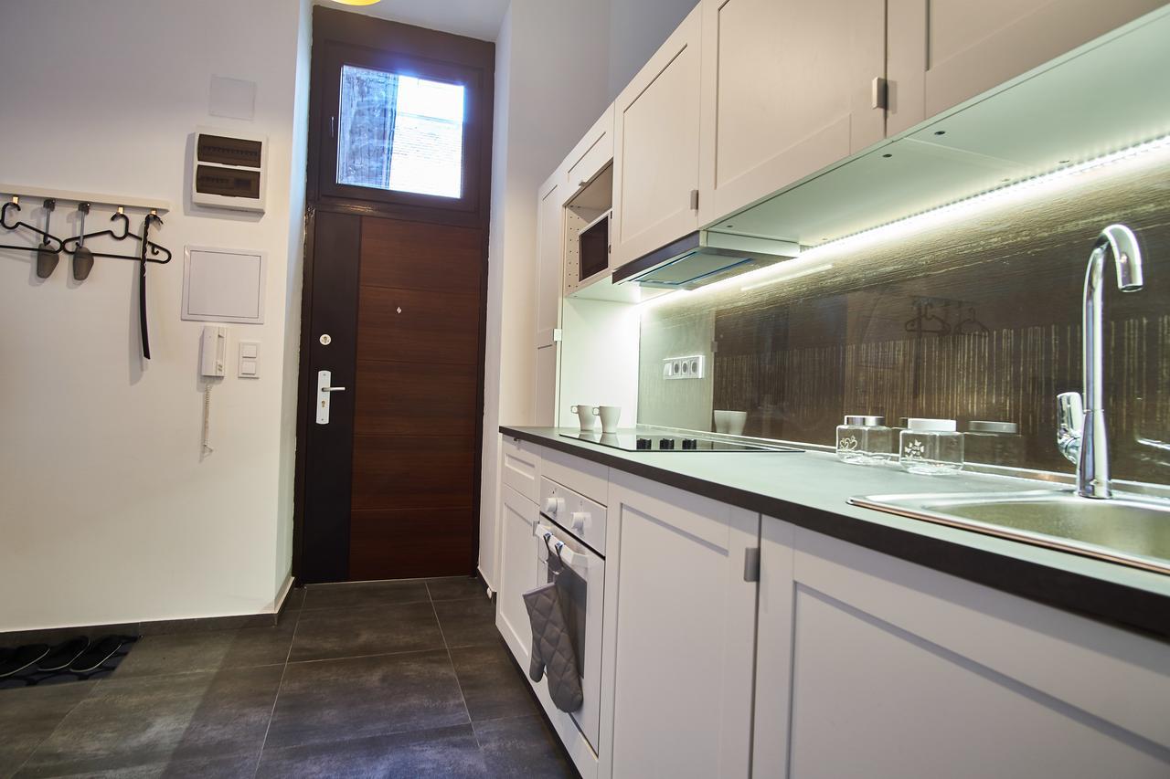 Design Apartment In The City Center With Ac Budapest Esterno foto